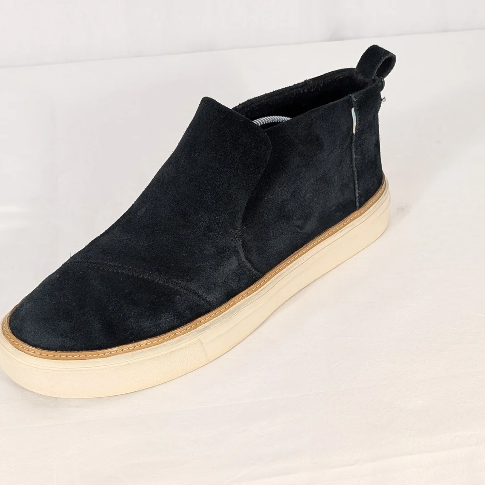 Toms elegant black